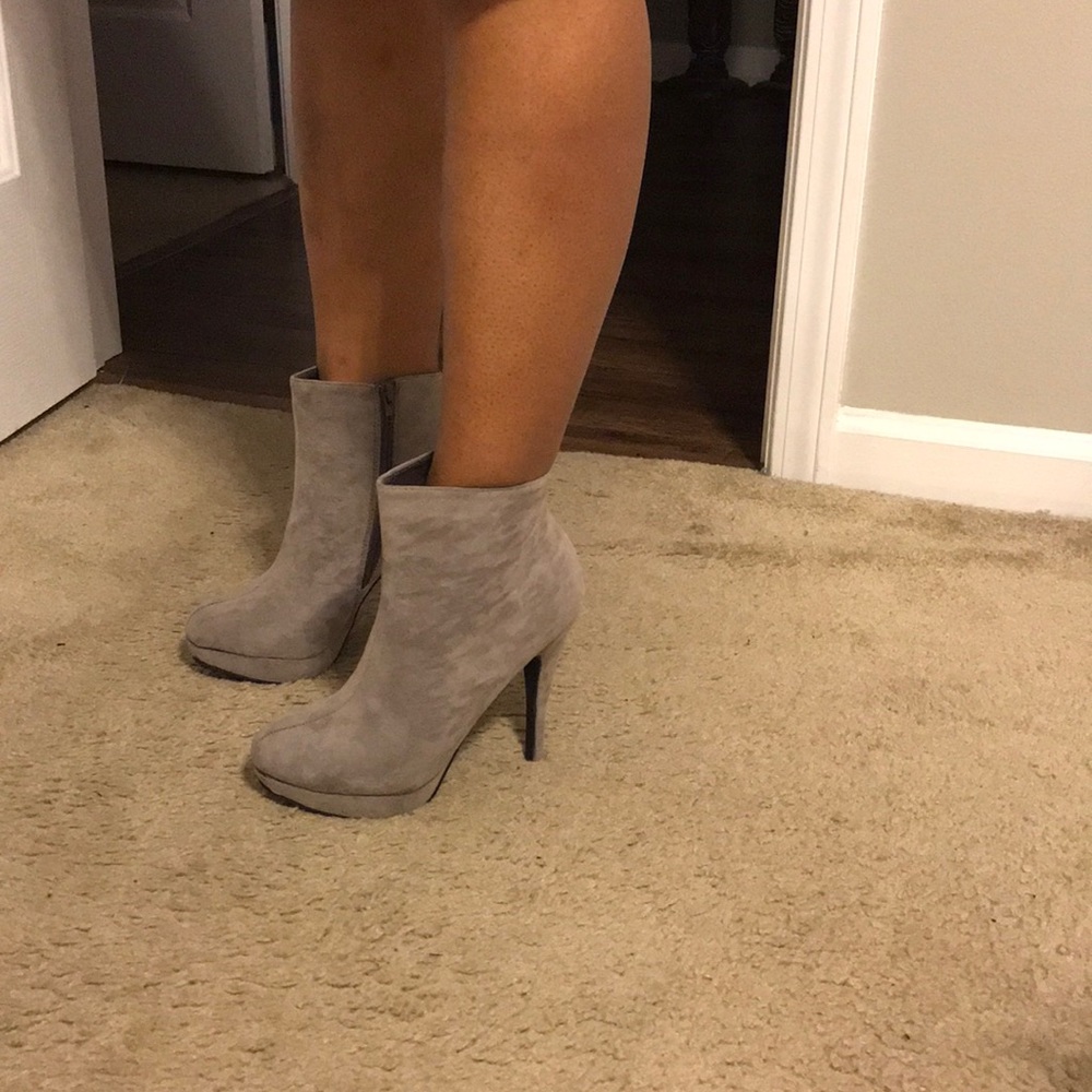 Grey heels